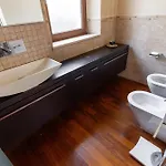 Dolce - Vista Colline, Jacuzzi, 3suites & 5min Dal Mare Feriehus