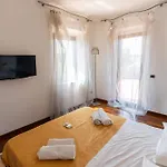 Dolce - Vista Colline, Jacuzzi, 3suites & 5min Dal Mare *