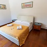 Feriehus Dolce - Vista Colline, Jacuzzi, 3suites & 5min Dal Mare *