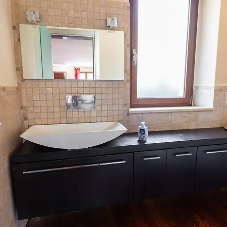 Dolce - Vista Colline, Jacuzzi, 3suites & 5min Dal Mare Nyaraló Lapedona