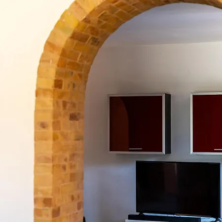 Dolce - Vista Colline, Jacuzzi, 3suites & 5min Dal Mare Nyaraló *