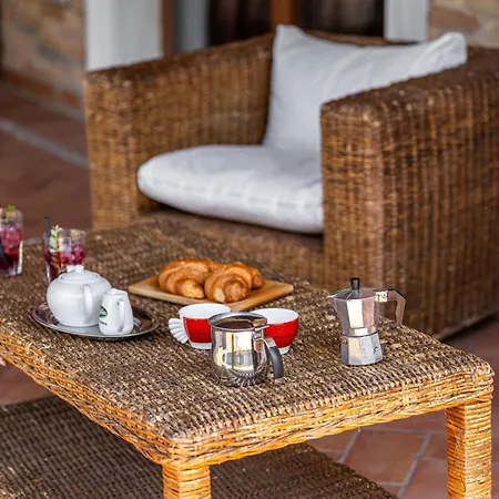 Nyaraló Dolce - Vista Colline, Jacuzzi, 3suites & 5min Dal Mare *