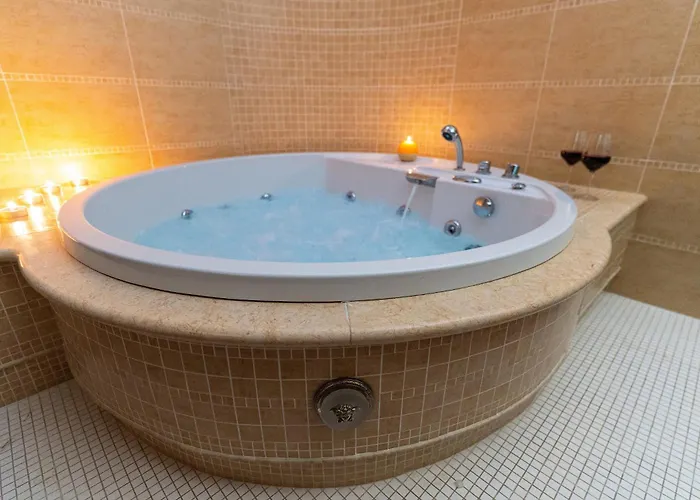 Dolce - Vista Colline, Jacuzzi, 3suites & 5min Dal Mare Σπίτι διακοπών *