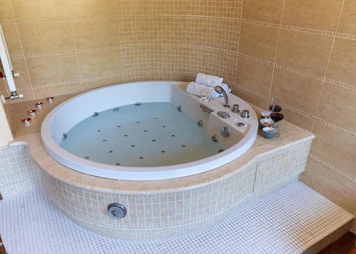 Dolce - Vista Colline, Jacuzzi, 3suites & 5min Dal Mare Σπίτι διακοπών Lapedona