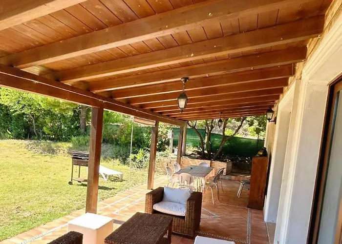 Dolce - Vista Colline, Jacuzzi, 3suites & 5min Dal Mare